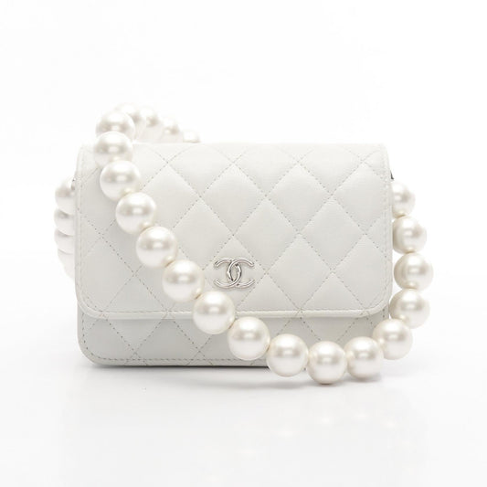 Chanel Matelassé Pearl Chain Leather Shoulder Bag