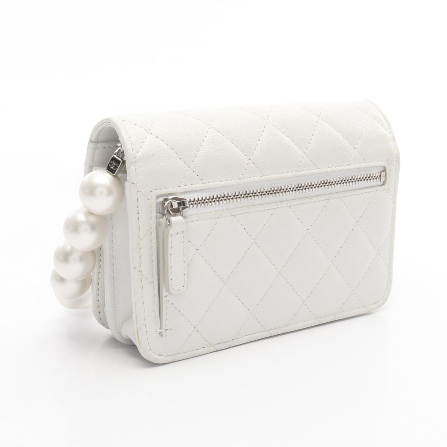 Chanel Matelassé Pearl Chain Leather Shoulder Bag