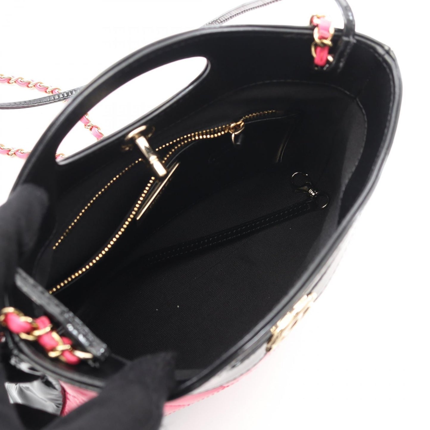Chanel 31 Patent Leather Shoulder Bag