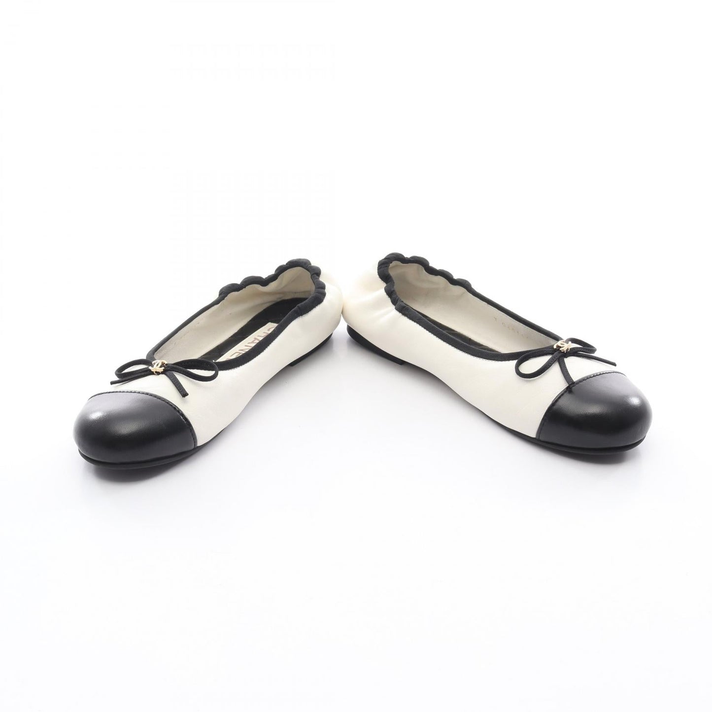 Chanel Coco Mark Leather Pumps