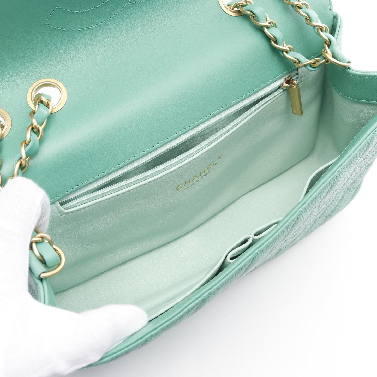 Chanel CC Filigree Caviar Skin Shoulder Bag