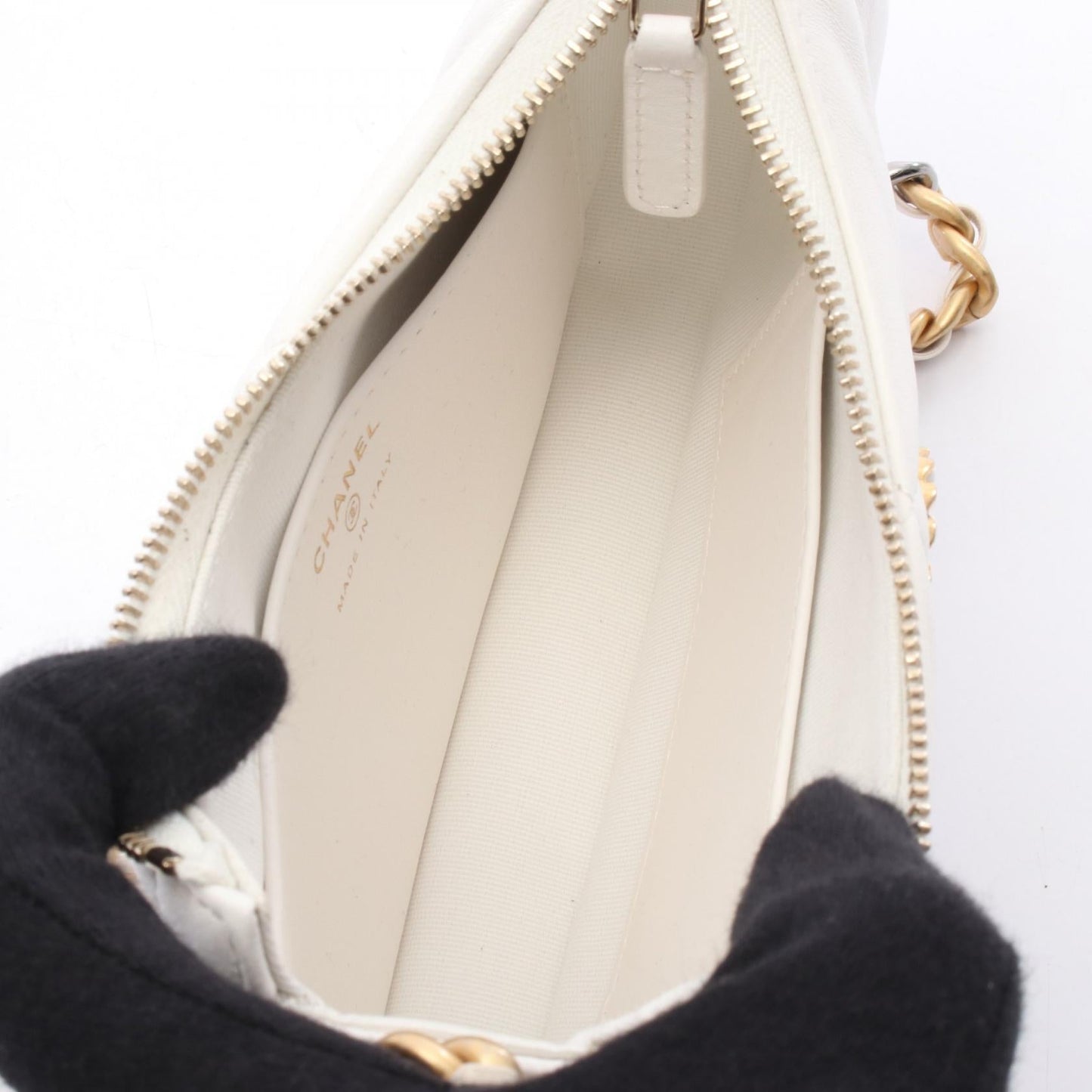 Chanel 19 Leather Shoulder Bag