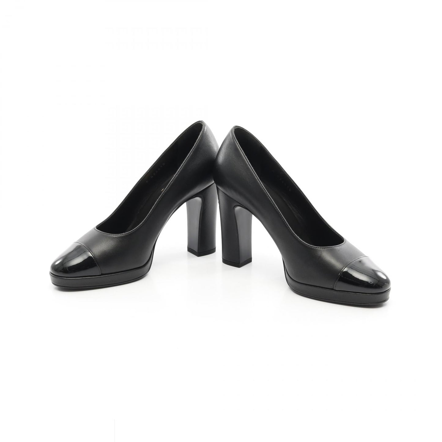 Chanel Coco Mark Leather Patent Leather Pumps