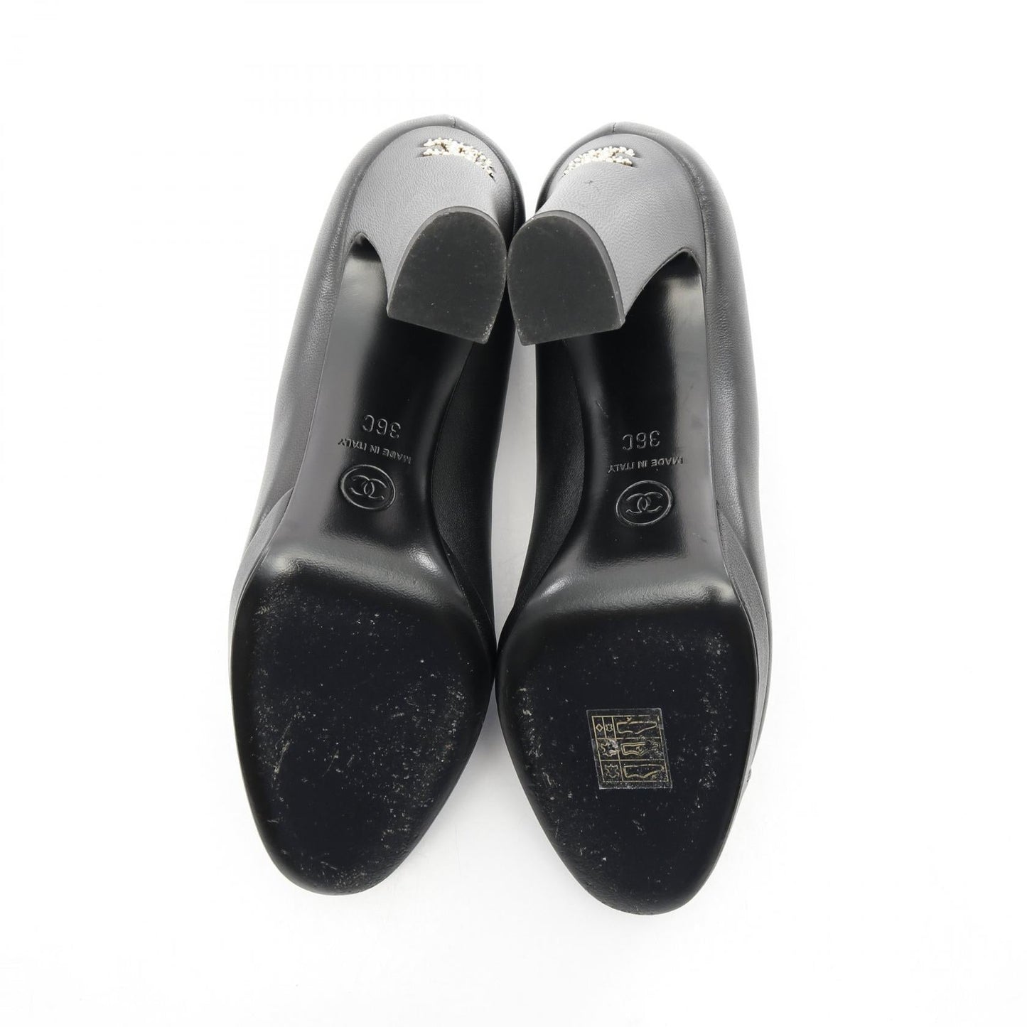 Chanel Coco Mark Leather Patent Leather Pumps