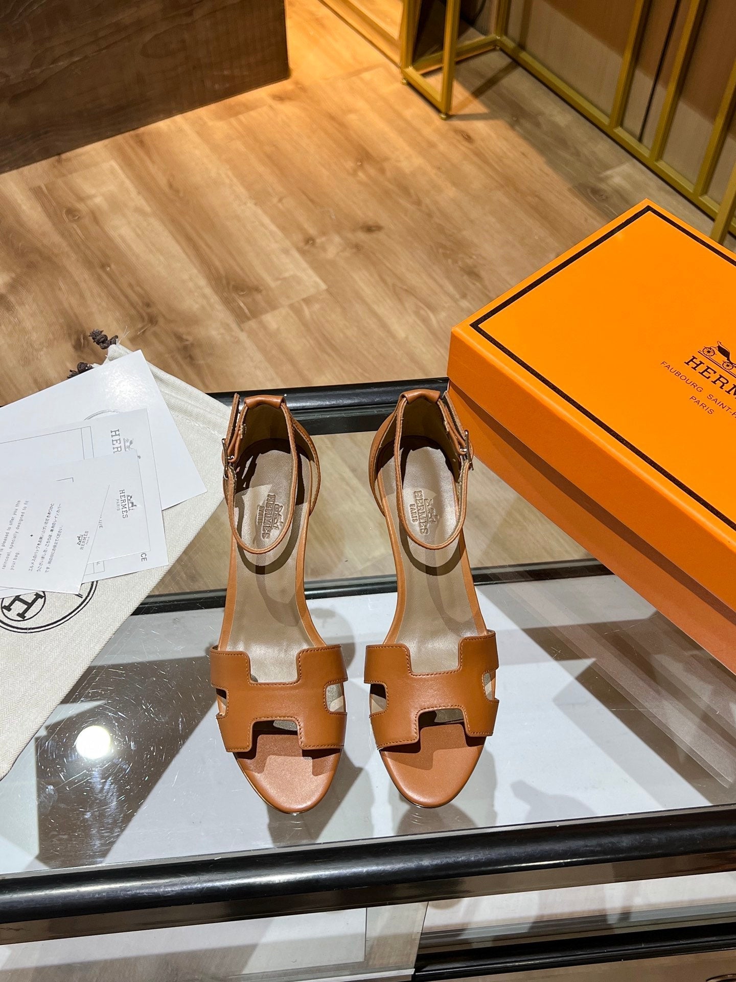New 1:1 rep HM HIGH HEELS 038