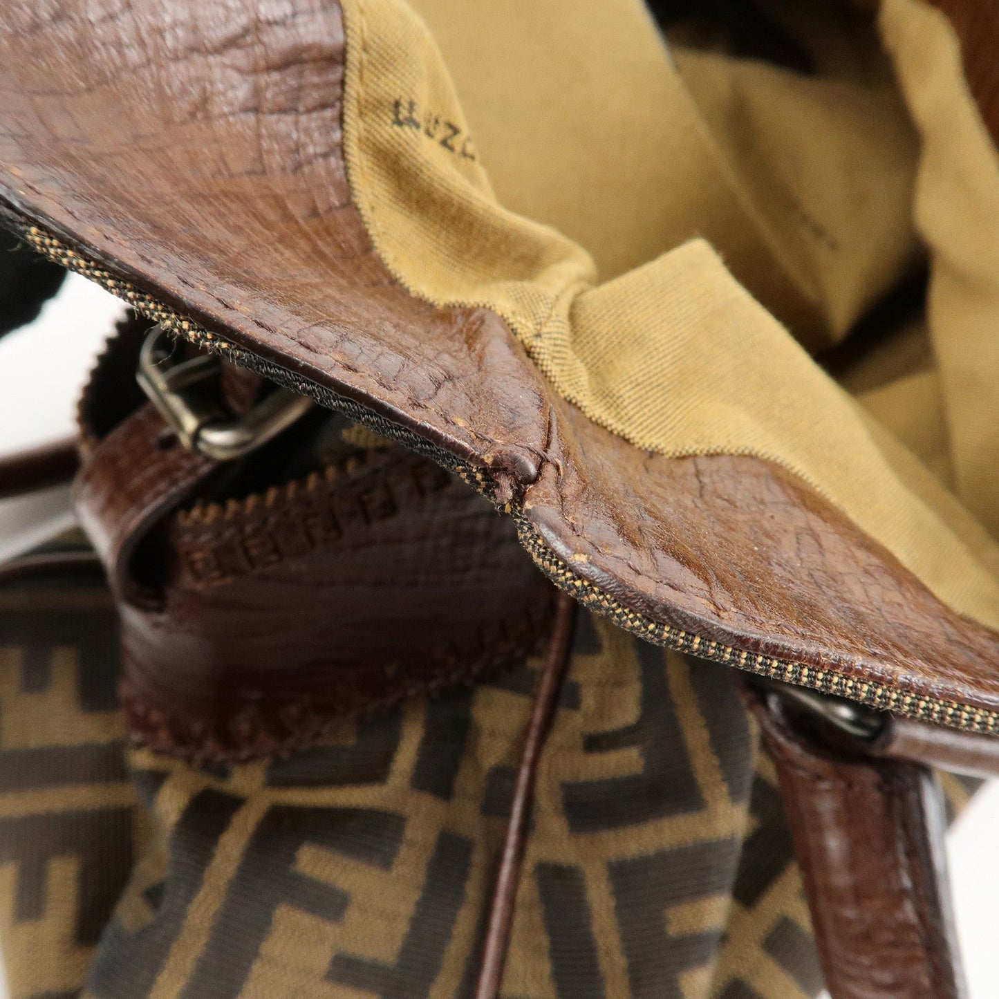 FENDI Ethnico Zucca Canvas Leather Shoulder Bag Brown 8BN162  d