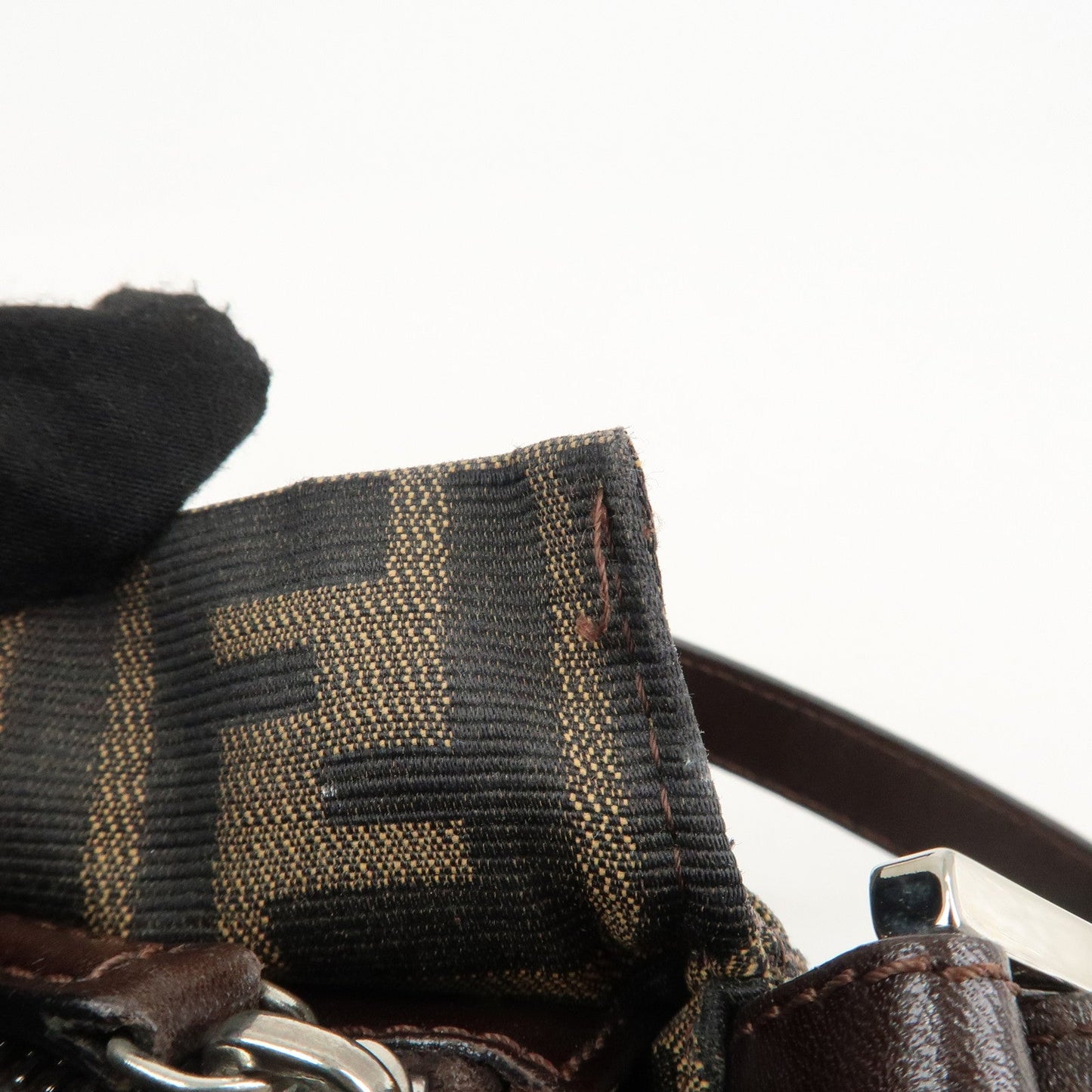 FENDI Zucca Canvas Leather Shoulder Bag Brown Black 26566  d