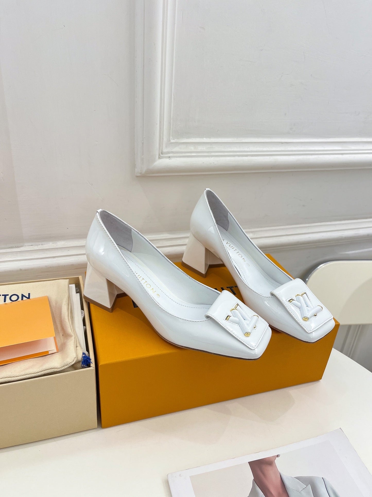 New 1:1 rep LUV High Heel Shoes 038