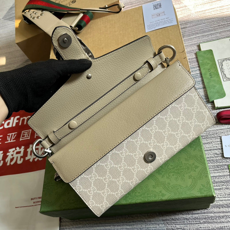 Top Quality -  Bags - 739