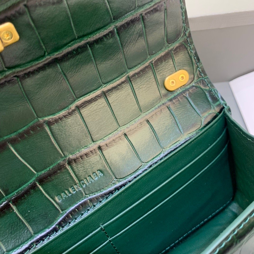 Top Quality Gossip Small On Chain Shoulder Bag Dark Green, For Women,  Bags 7.4in/19cm