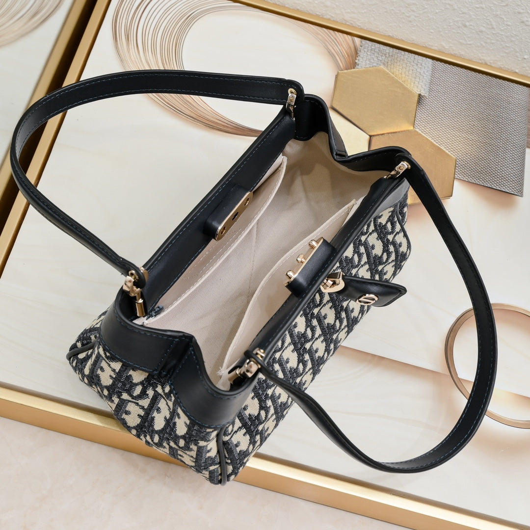 New 1:1 rep Lux Bags DIR 384