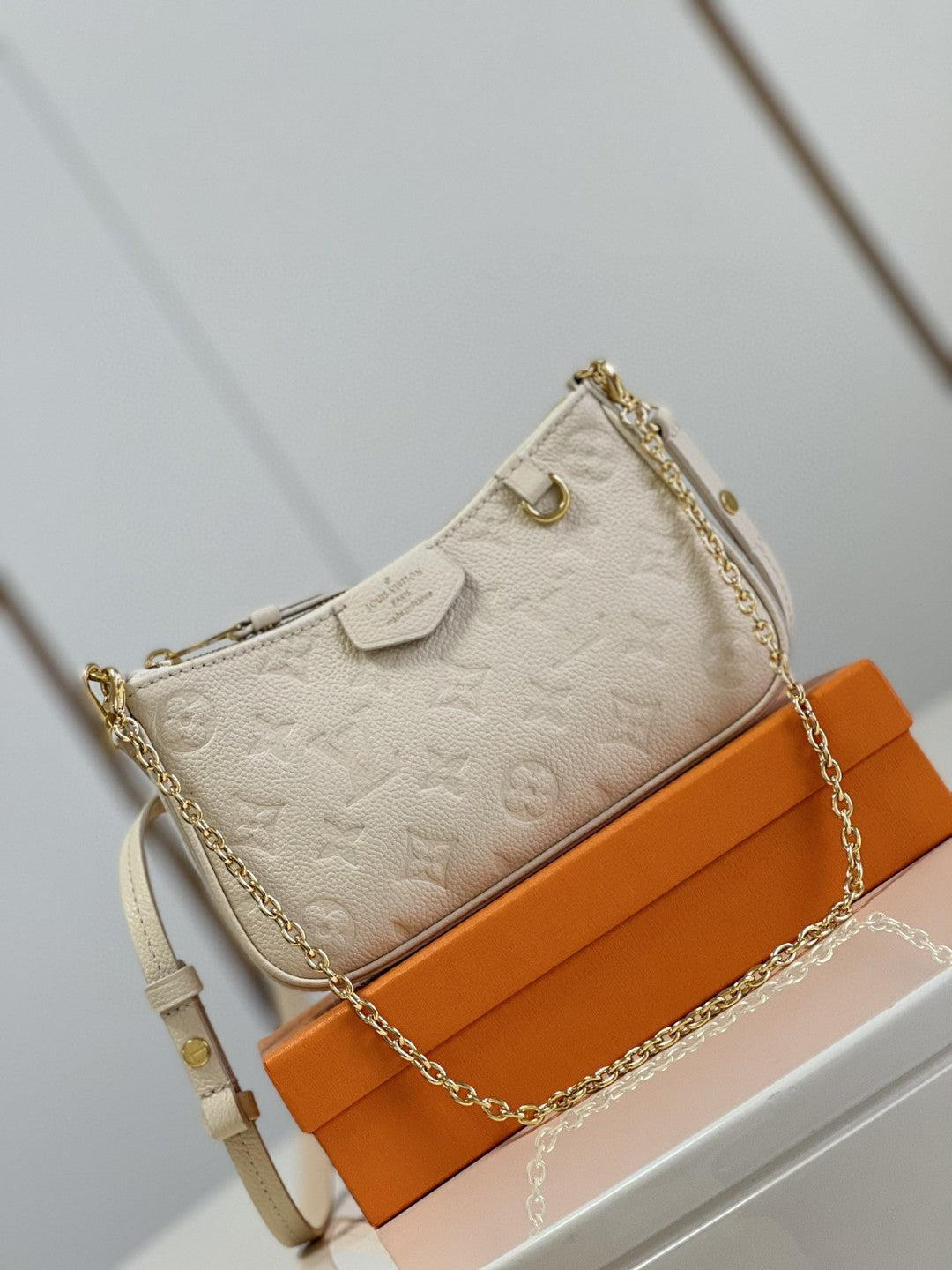 Top Quality Easy Pouch On Strap Monogram Empreinte Crème White For Spring, Womens Handbags, Shoulder Bags 7.5in/19cm Top Quality M81066