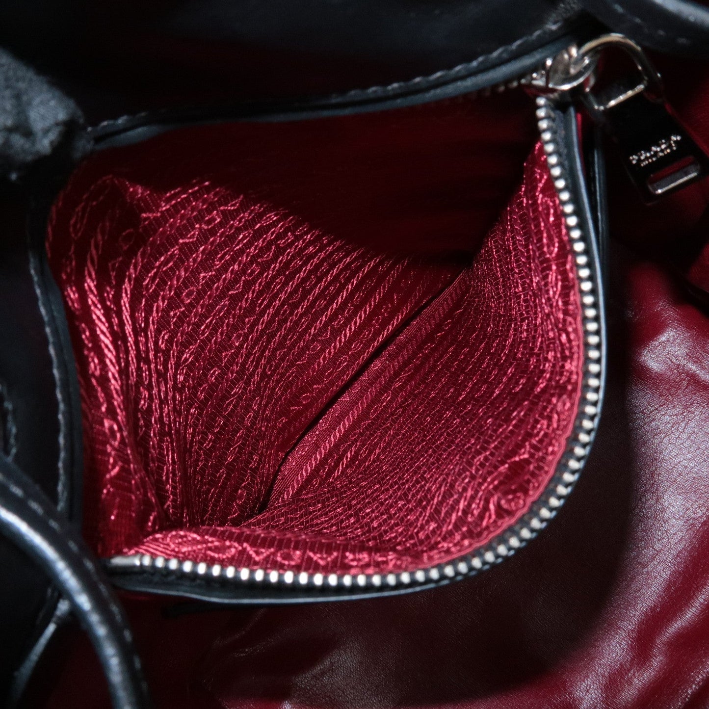 PRADA Calf Leather Drawstring Shoulder Bag Studs Tassel B5061M  d
