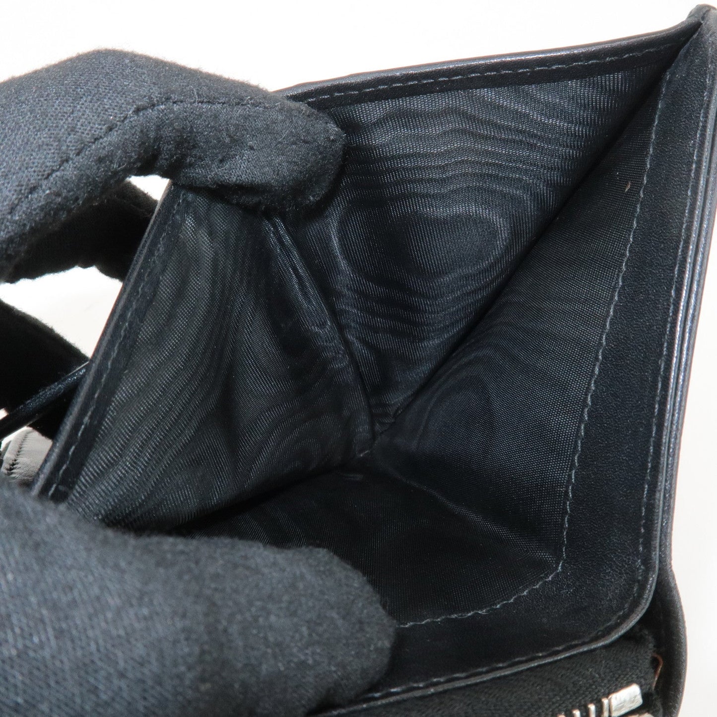 PRADA Logo Leather Round Zip Wallet Bijou Black  d