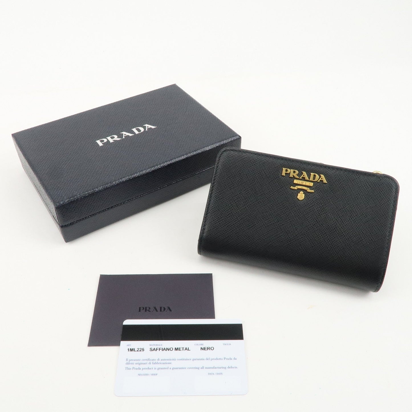 PRADA Saffiano Leather Bi-Fold Wallet Purse Black 1ML225  d