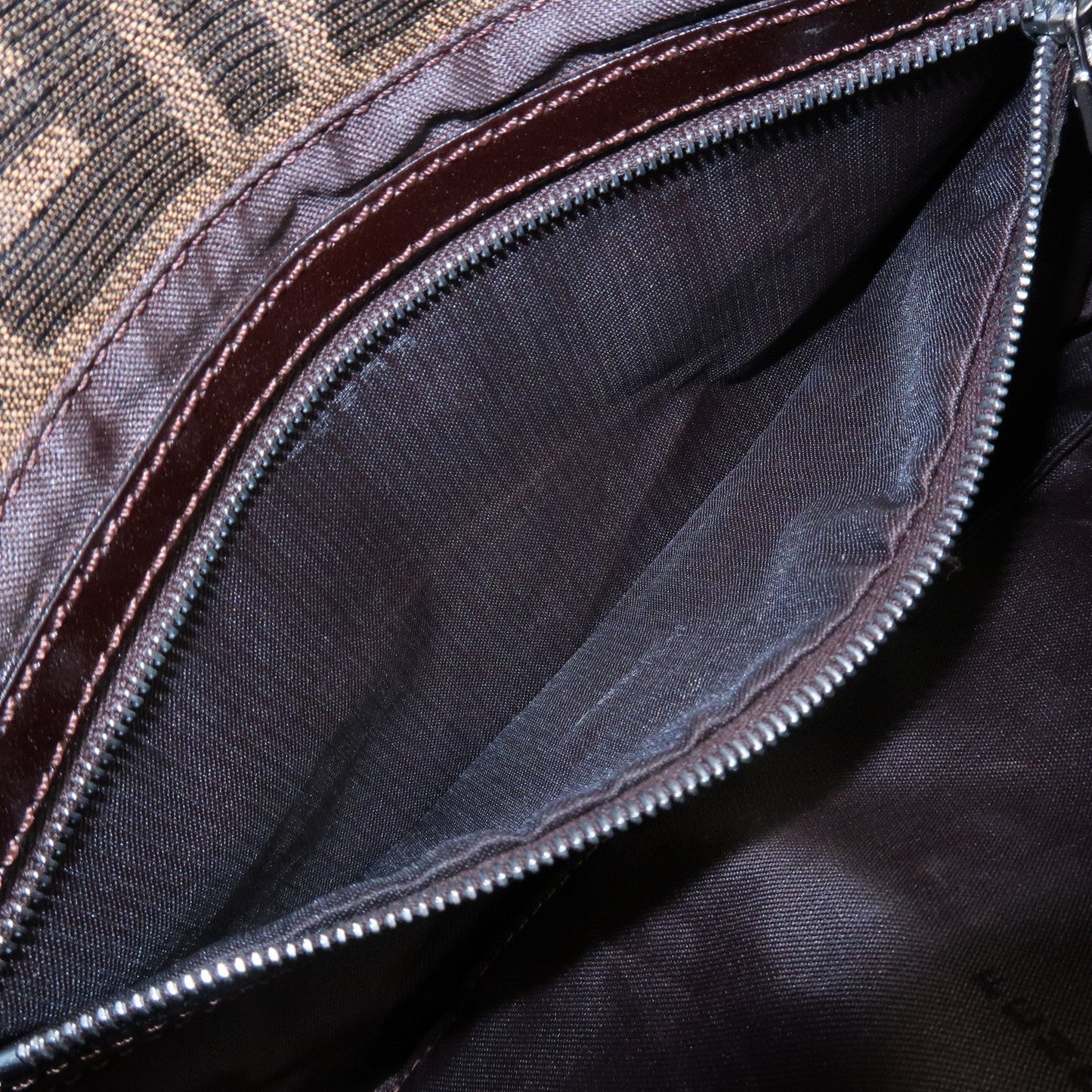 FENDI Mamma Baguette Zucca Canvas Shoulder Bag Brown Black 26424  d