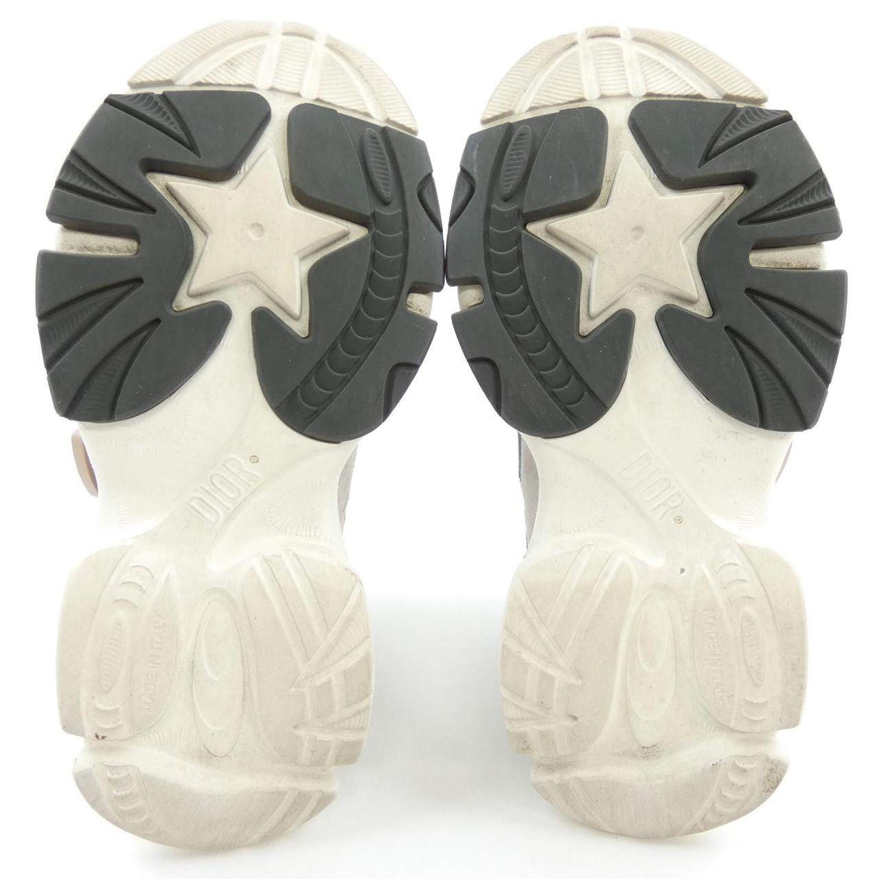 Christian Dior D-WANDER Camouflage Sneaker