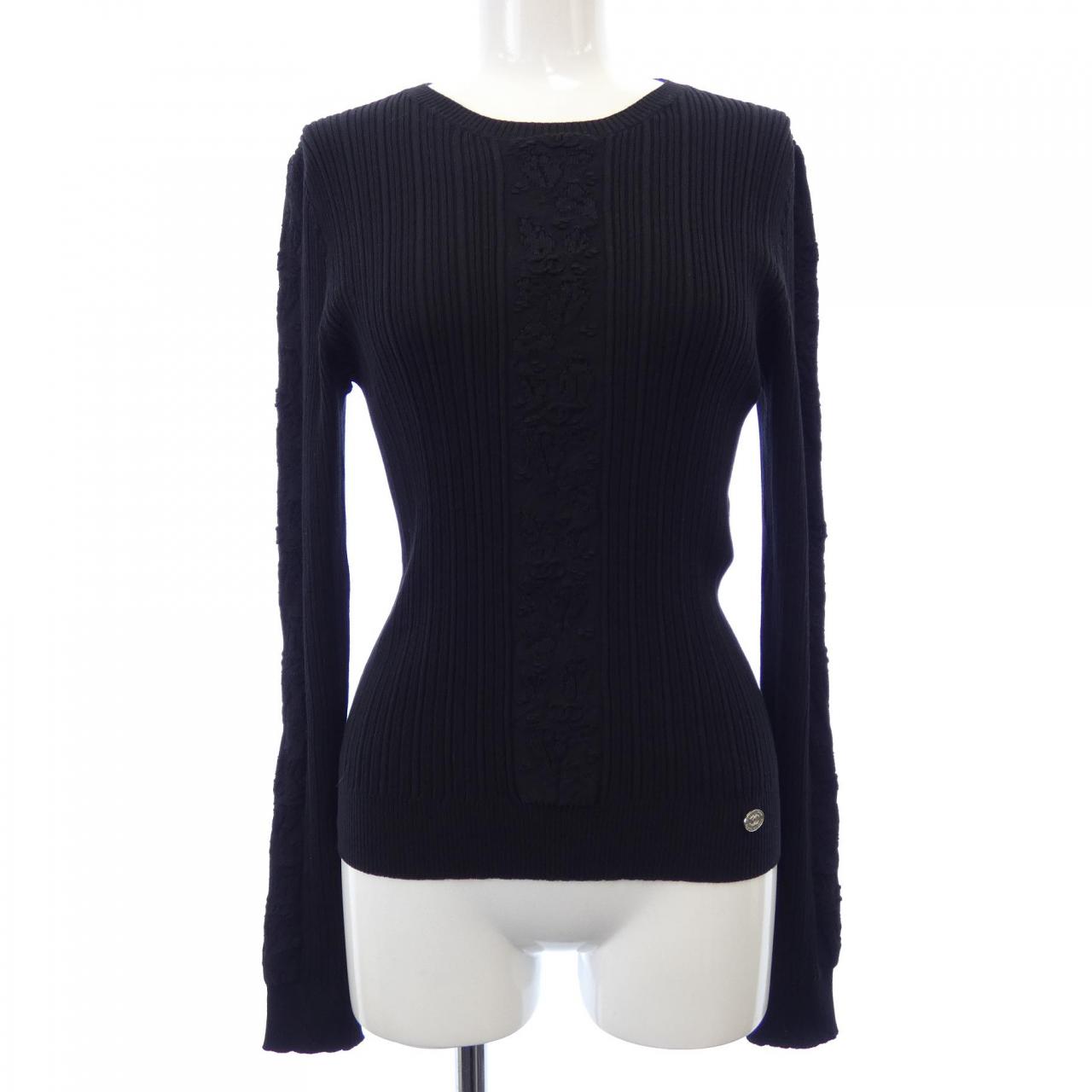 Chanel Knitwear