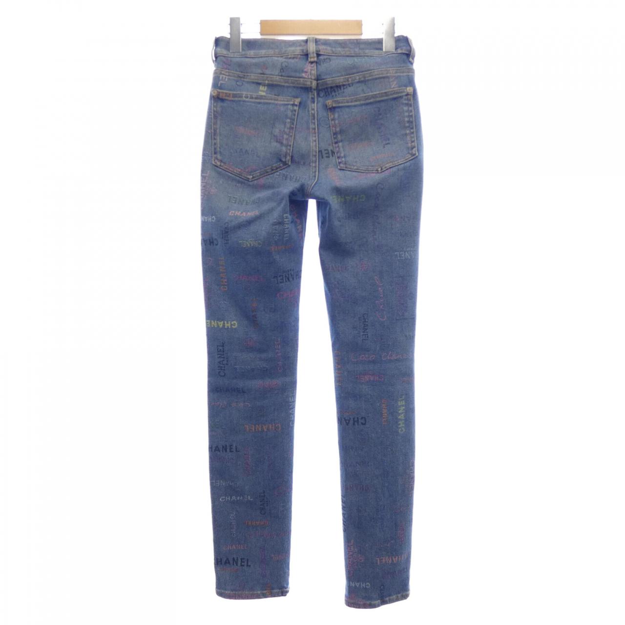 Chanel P72332V63966 Jeans