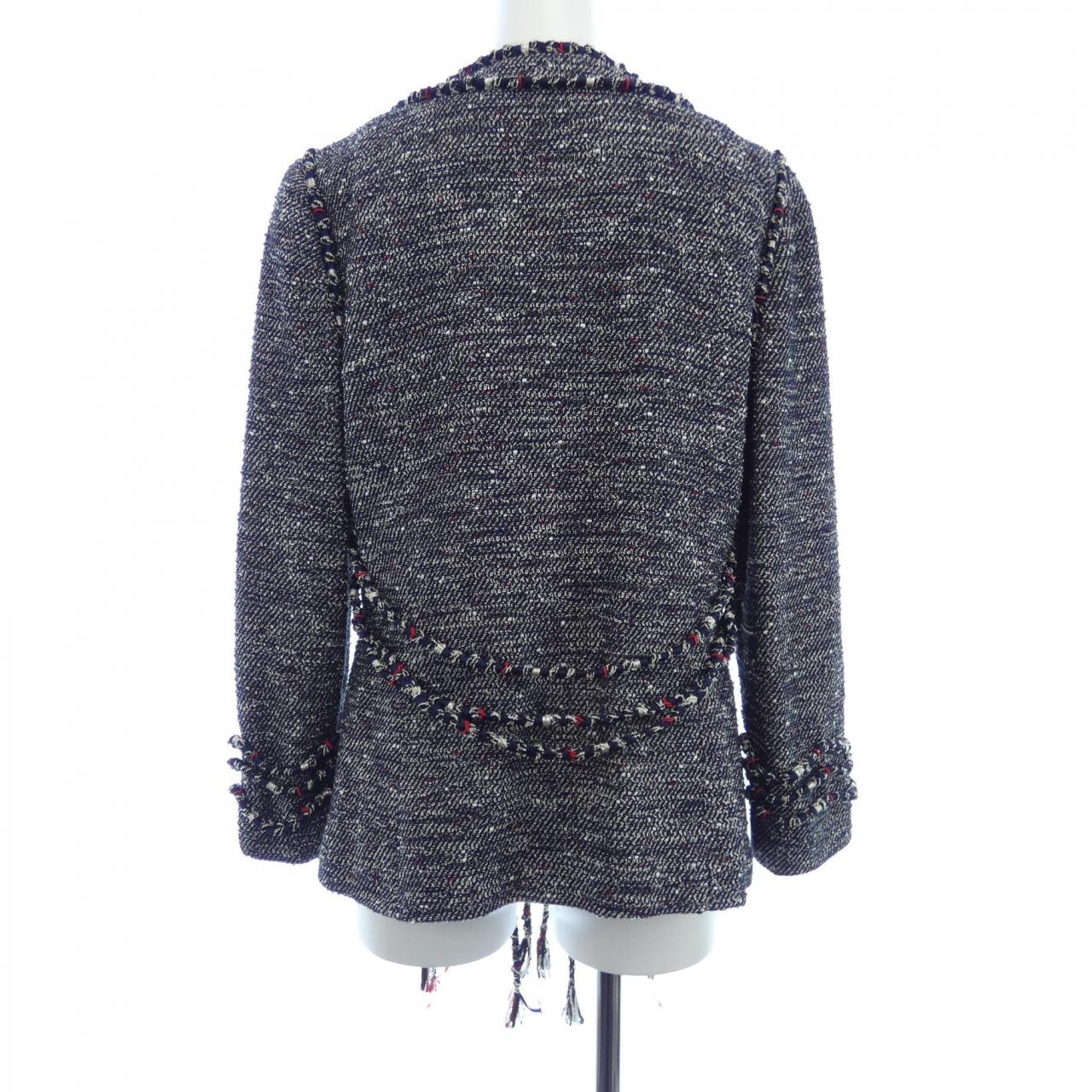 Chanel P37633V27256 10P Collarless Jacket