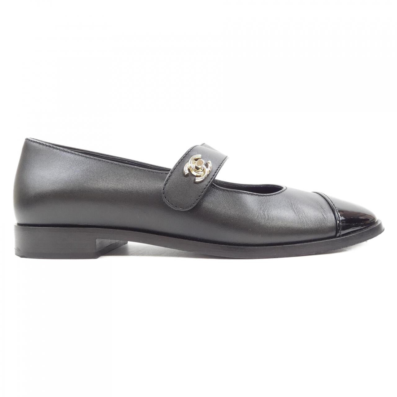 Chanel G45280B15786 Calfskin Flat Shoes