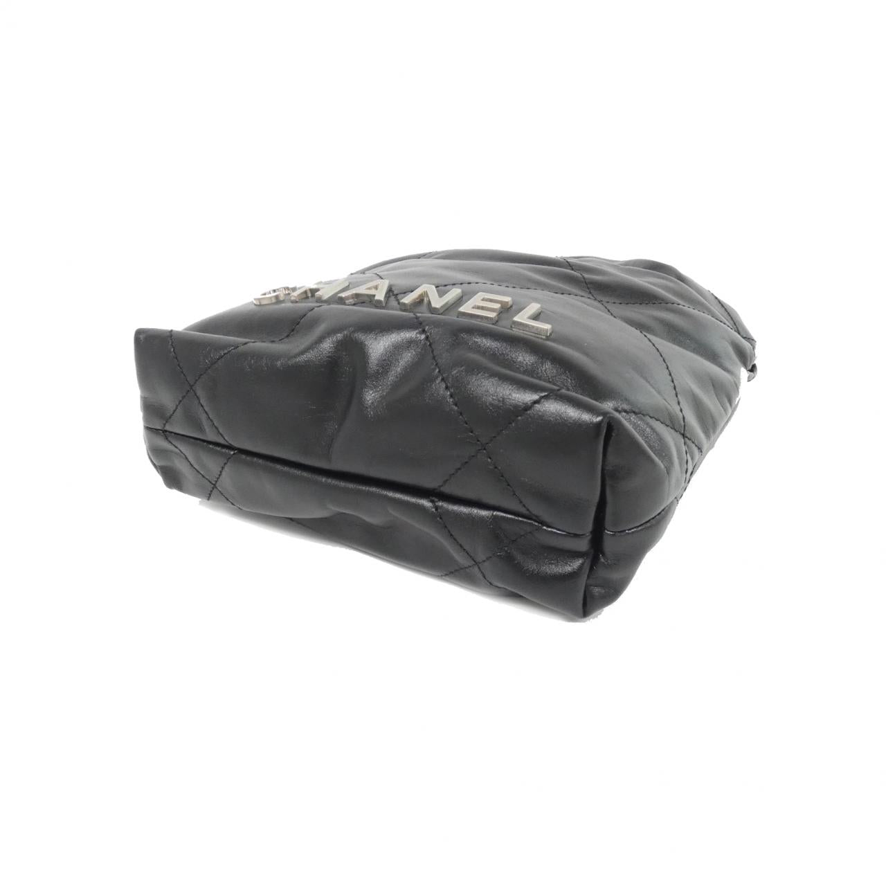 Chanel Chanel 22 Calf Bag