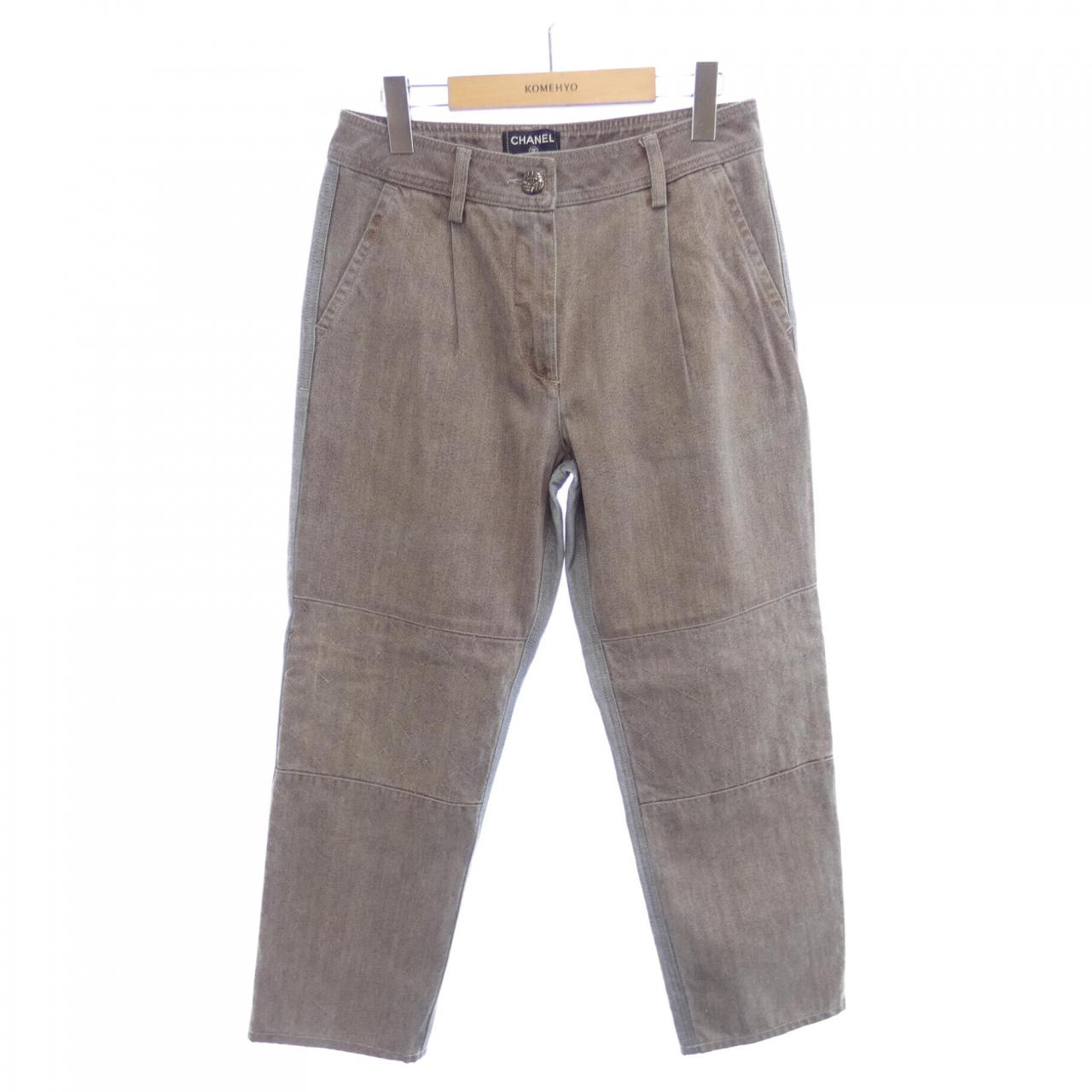 Chanel P41840V30709 Jeans