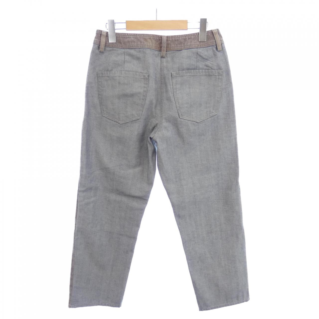 Chanel P41840V30709 Jeans