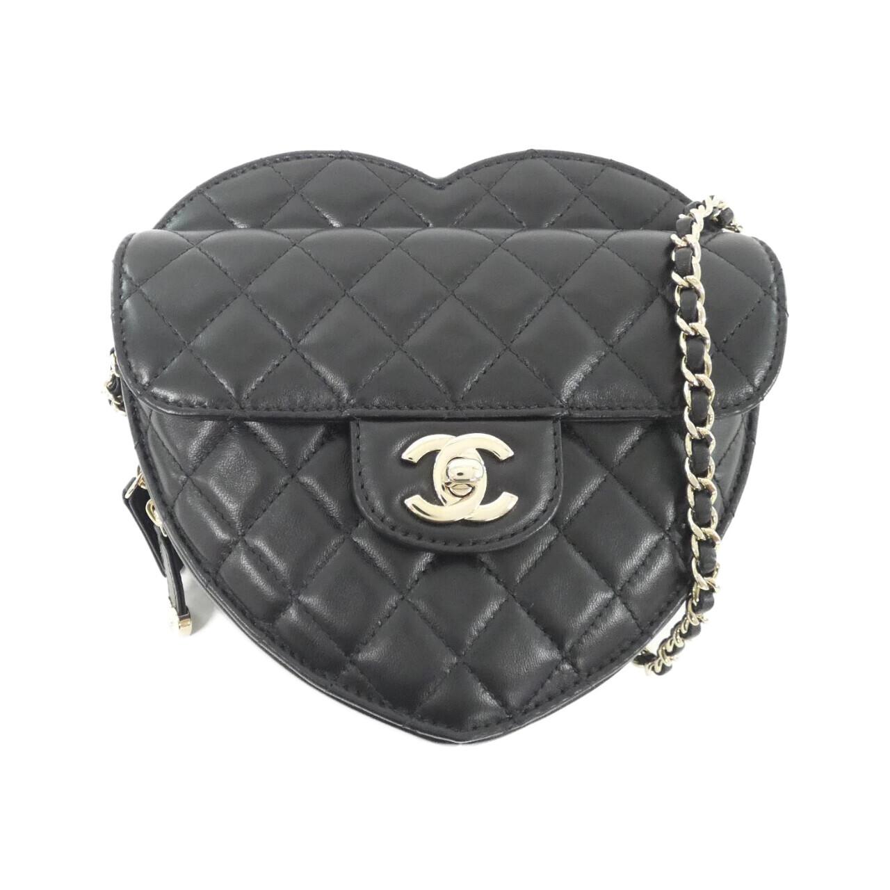 Chanel AS5764 Lambskin Shoulder Bag