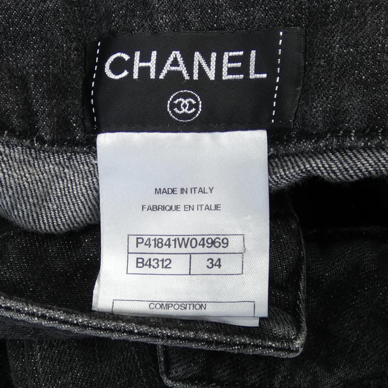 Chanel P41841W04969 Jeans