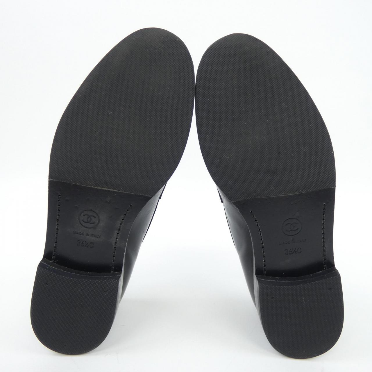 Chanel Shiny Calfskin Loafers
