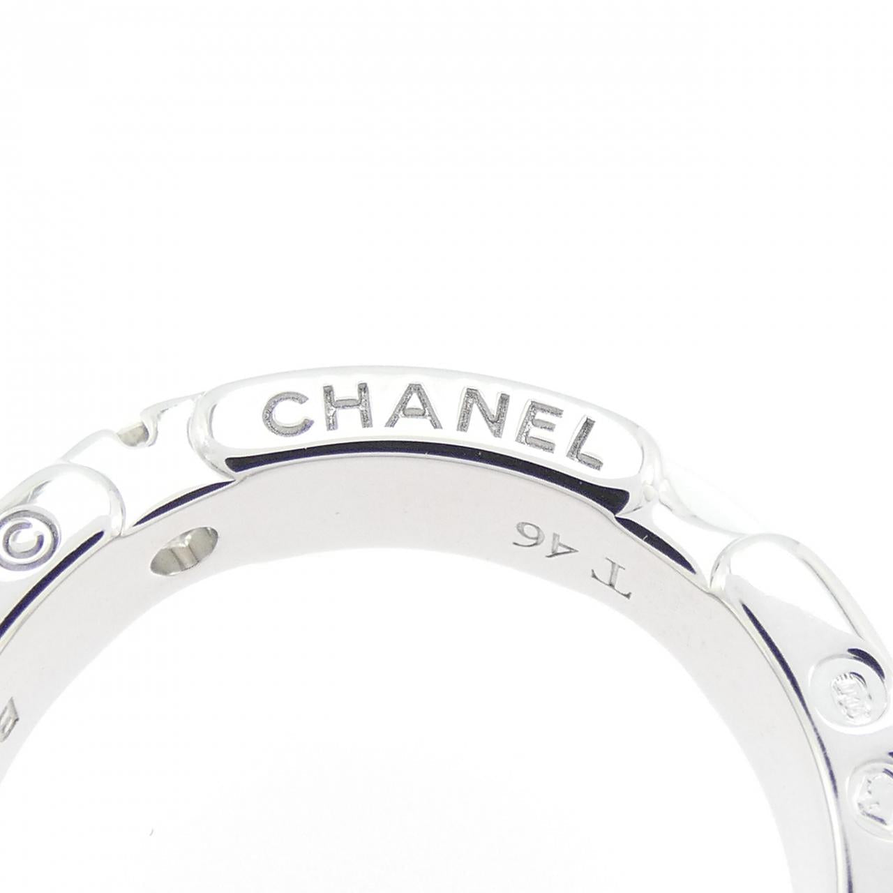 Chanel Ultra Collection 750 White Gold Ceramic Diamond Ring