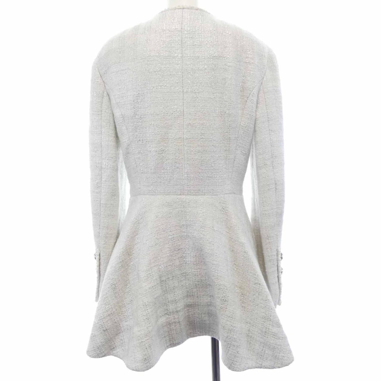Chanel P74926V66272 23S Collarless Jacket