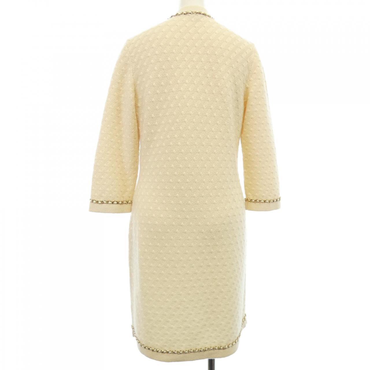 Chanel P75677K10893 Cashmere Cardigan