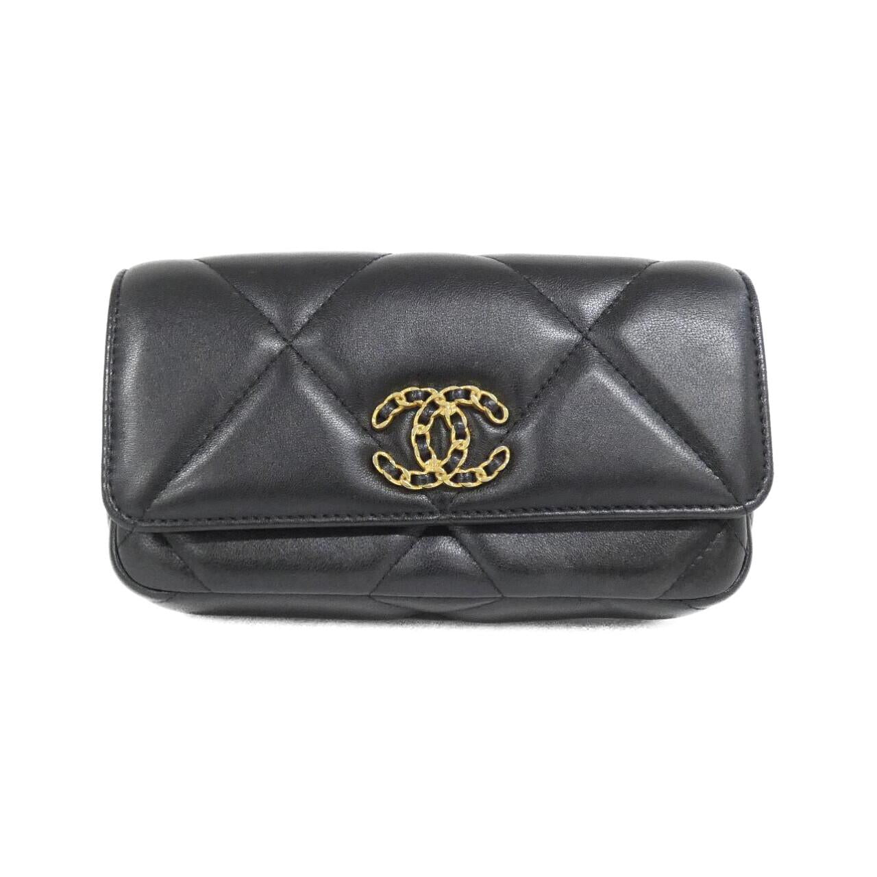 Chanel Chanel 19 Lambskin Waist Bag