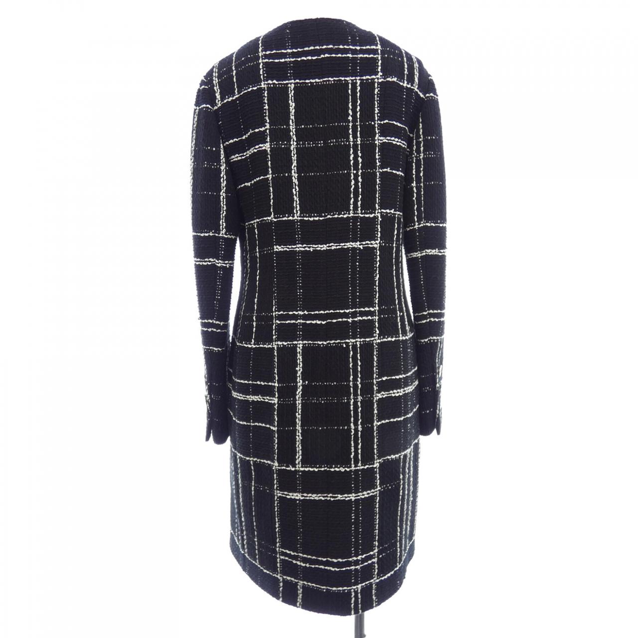 Chanel P75160V66696 23A Coat