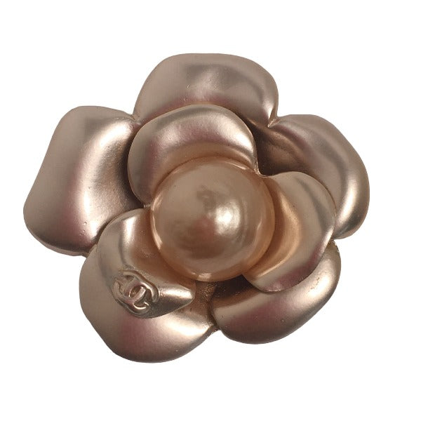 CHANEL Brooch metal Champagne Gold corsage CC logo camellia OOT Women  d