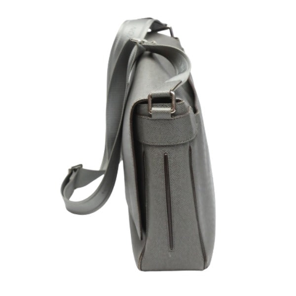LOUIS VUITTON Shoulder Bag M32623 Taiga Leather gray Men's men's Taiga Roman MM mens