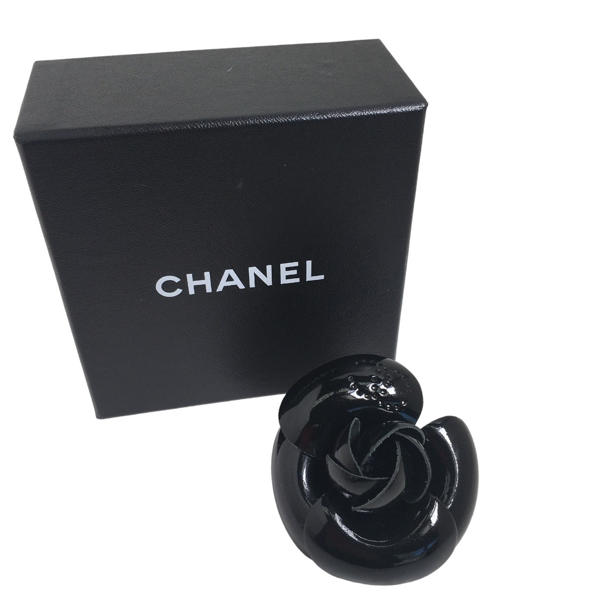CHANEL Brooch Patent, part: leather black Camelia With Box corsage Women  d