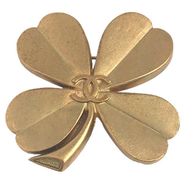 CHANEL Brooch plating gold corsage COCO Mark Clover Women  d