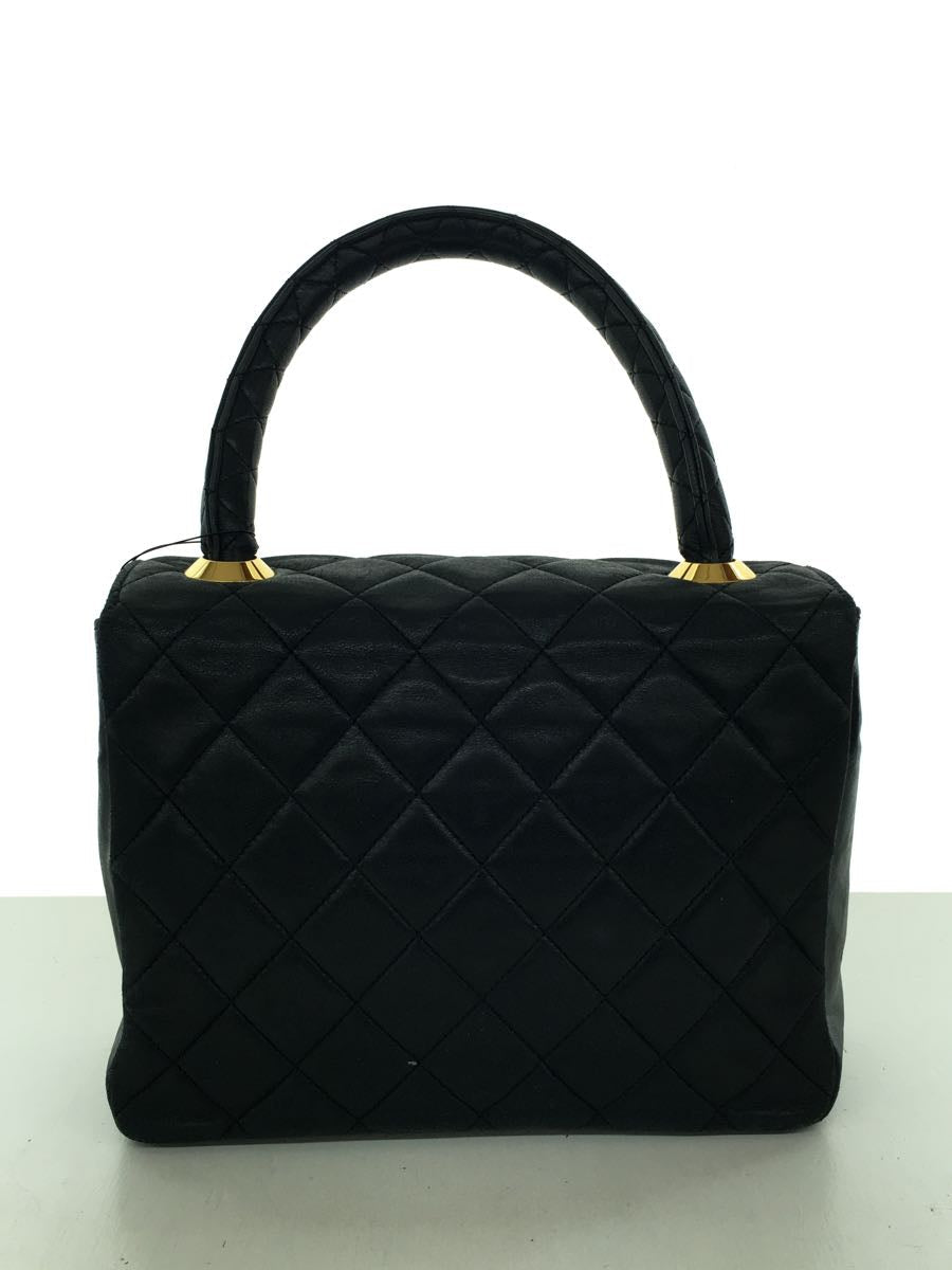 Chanel Matelasse Leather Plain Handbag
