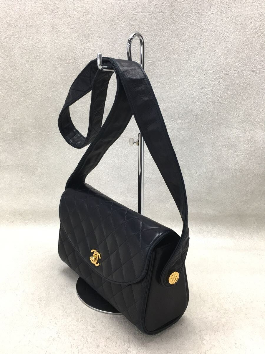 Chanel Leather Shoulder Bag