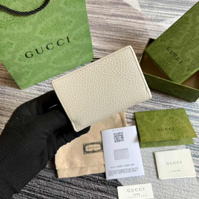Top Quality -  Bags - 675