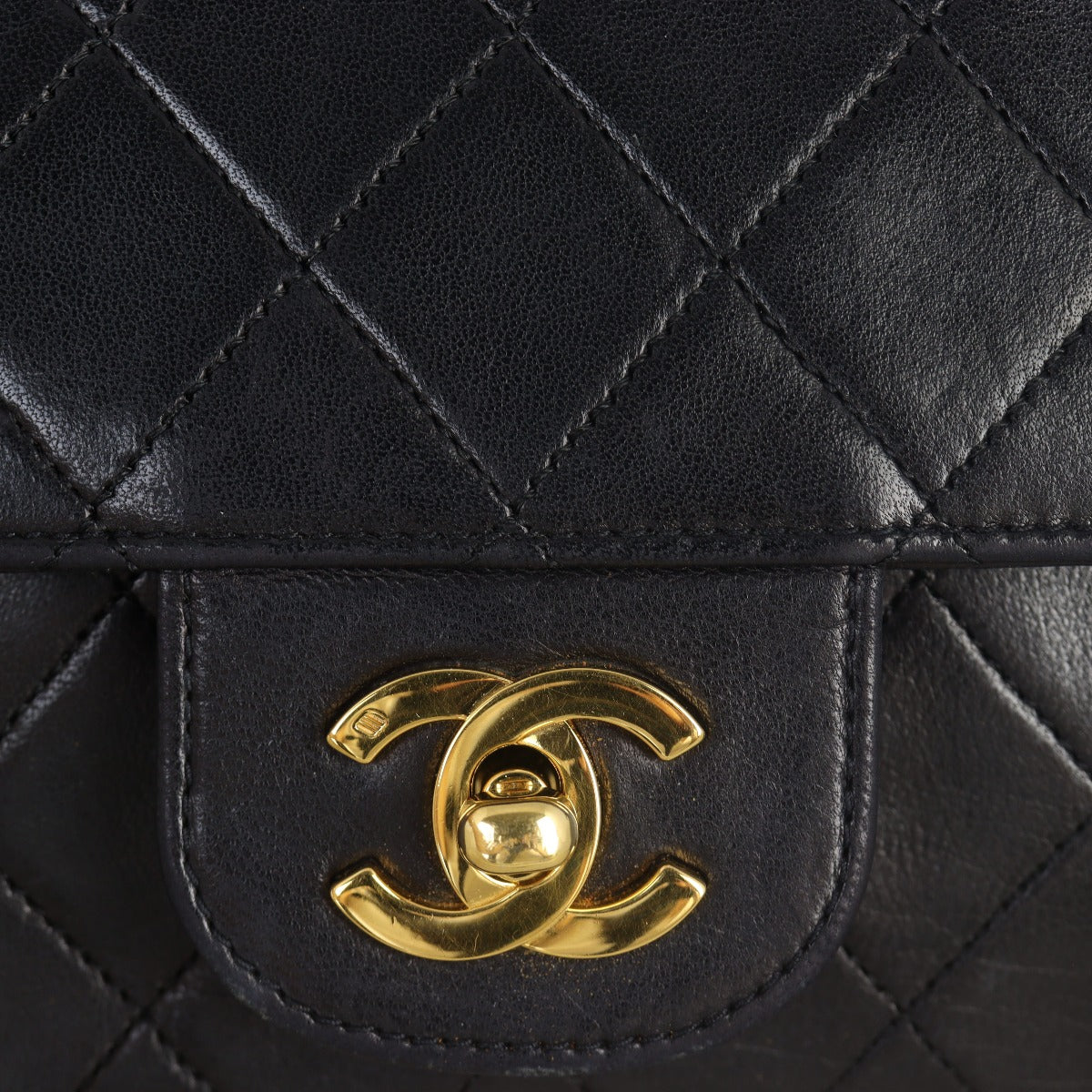Chanel Classic Double Flap Medium