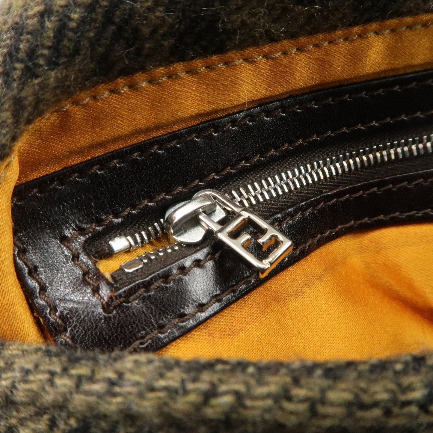FENDI Mamma Baguette Wool Leather Shoulder Bag Tree Motif Khaki  d