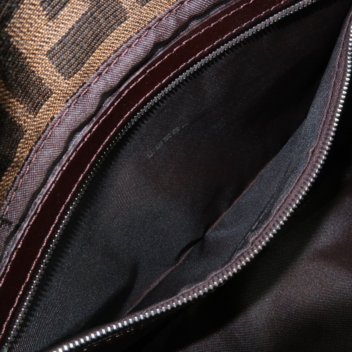 FENDI Mamma Baguette Zucca Canvas Shoulder Bag Brown Black 26424  d
