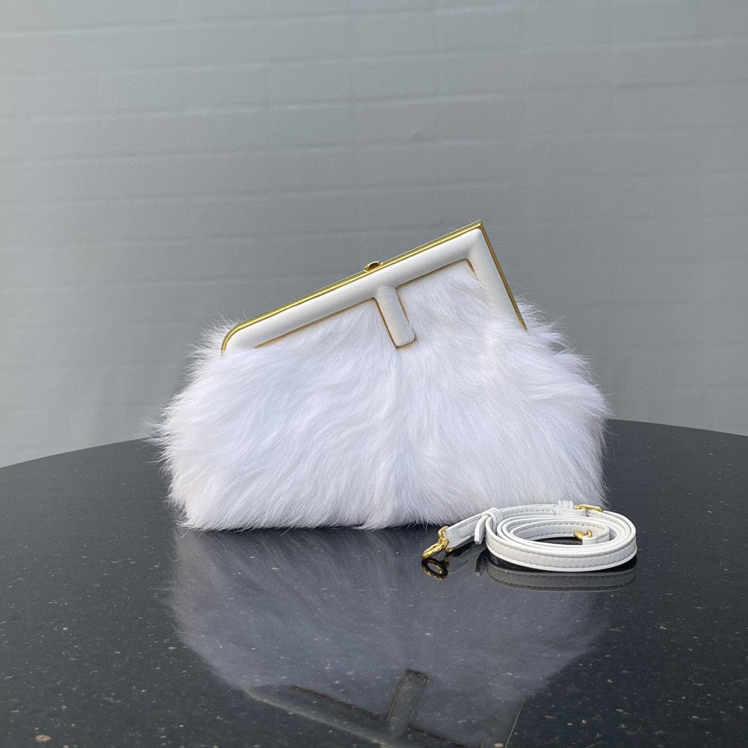 Top QualityTop Quality Top QualityTop Qualityrst Small White Fox Fur Bag For Woman 26cm/10in