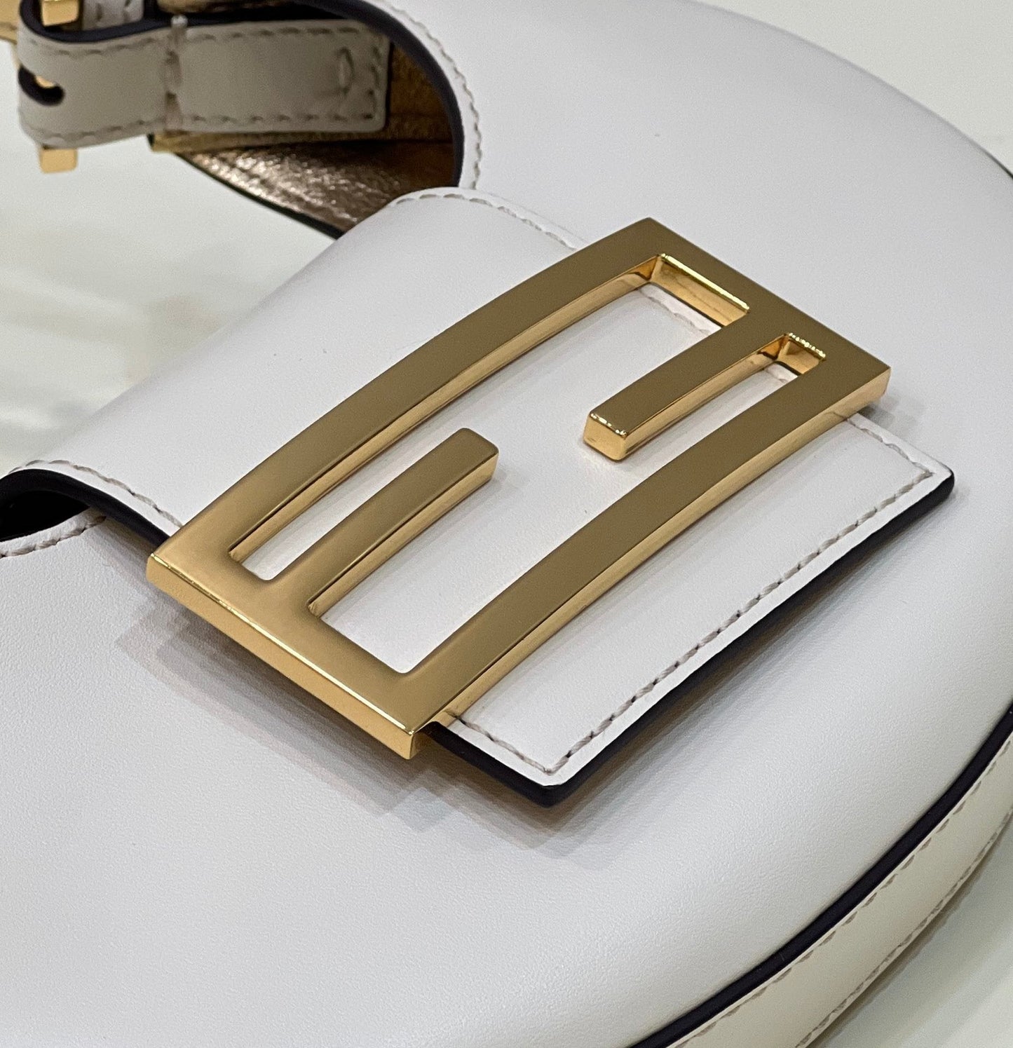 Top QualityTop Quality Cookie White For Women, Women’s Handbags, Shoulder Bags 7in/19cm FF 8BS065AAIWF0K7E