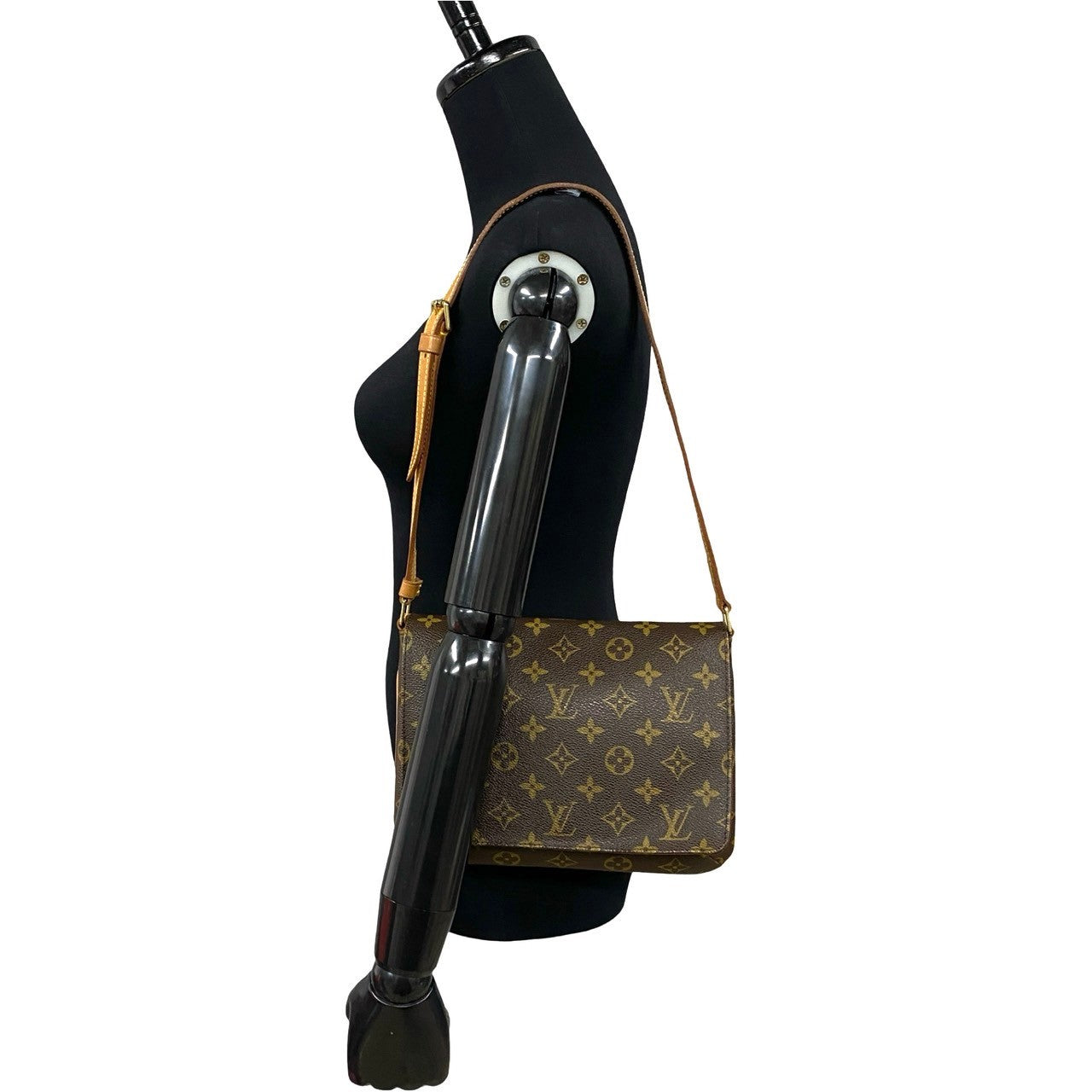 LOUIS VUITTON Shoulder Bag M511257 Leather, PVC Brown M tte tango short Women