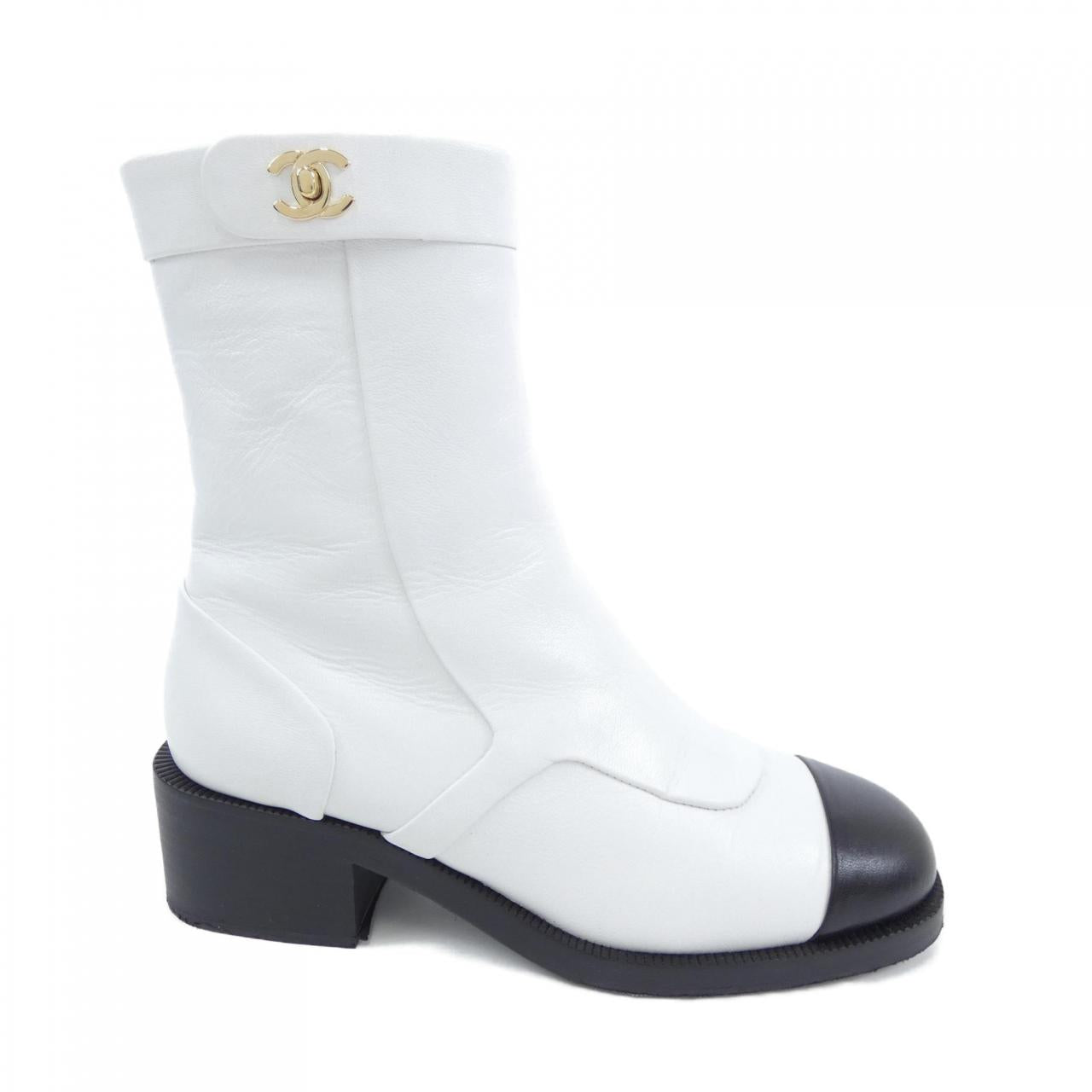 Chanel G39172X56610 Shiny Goatskin Boots